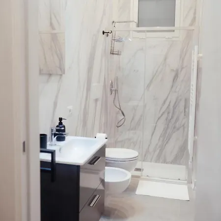Maison Vittoria فندق مبيت وإفطار باري