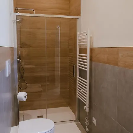 Guesthost - Maison Vittoria Comfortable And לינה וארוחת בוקר בארי