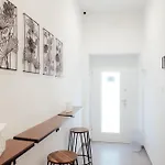 Bed and breakfast Guesthost - Maison Vittoria Comfortable And 3*