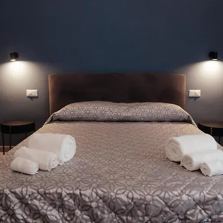 Bed & Breakfast Guesthost - Maison Vittoria Comfortable And
